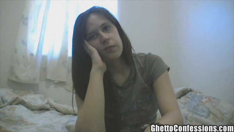 Ghetto Confessions: Curvă drăguță cu țâțe lăsate Pizdă frumoasă suge pizda pulei minuscule...
