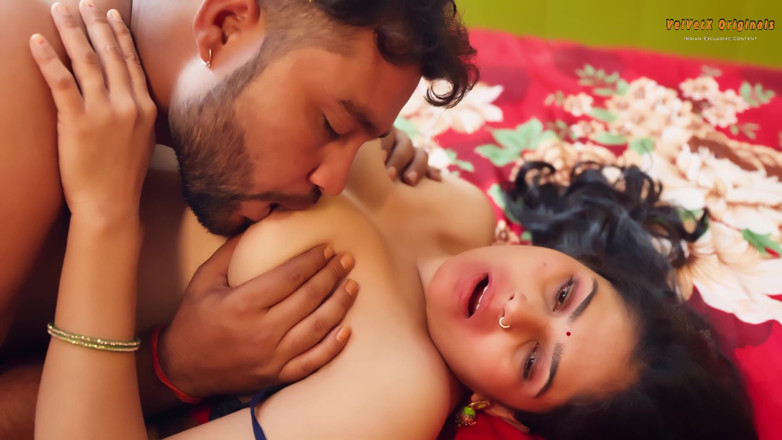 VelvetX Original: main apni patni ko pahli raat ko chodta hoon bhaartiy...