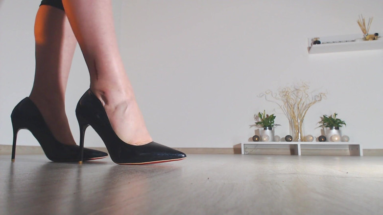 LegsOnHeels: 내 젖탱이를 따먹는 내 마인드