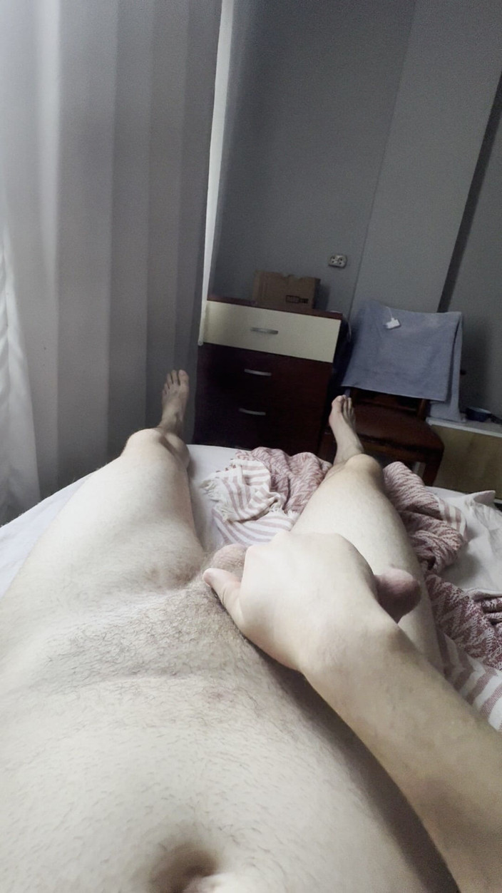 Uaberkay: 土耳其男人在床上慢慢地被绑住 - bigponyguyyy