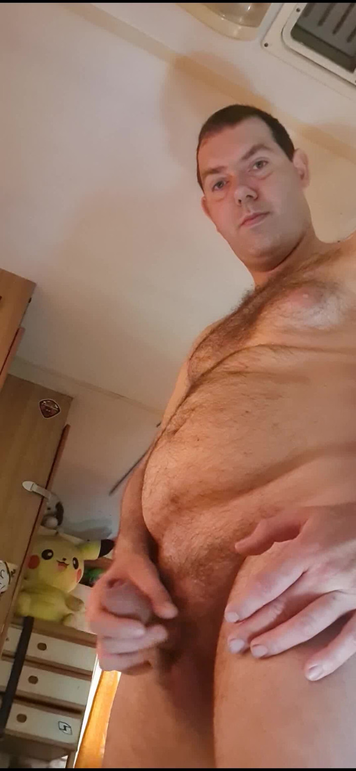 Mirko2589: Allemaal naakt in mijn camper