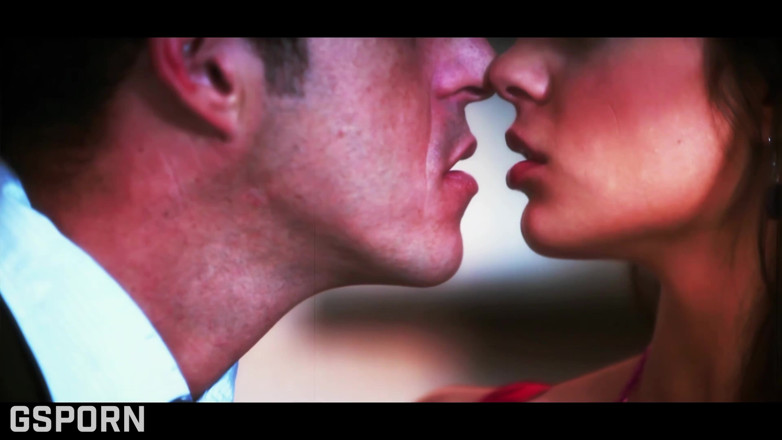 Romantic & Sensual 4K: Glamour ed eleganza del sesso sensuale con anale e trio