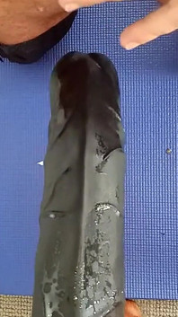 Crossdresser striptýz velkého análního dildo 7