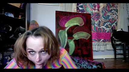 Suzy Wylde: Laten we deze kat laten spinnen! Miauw!