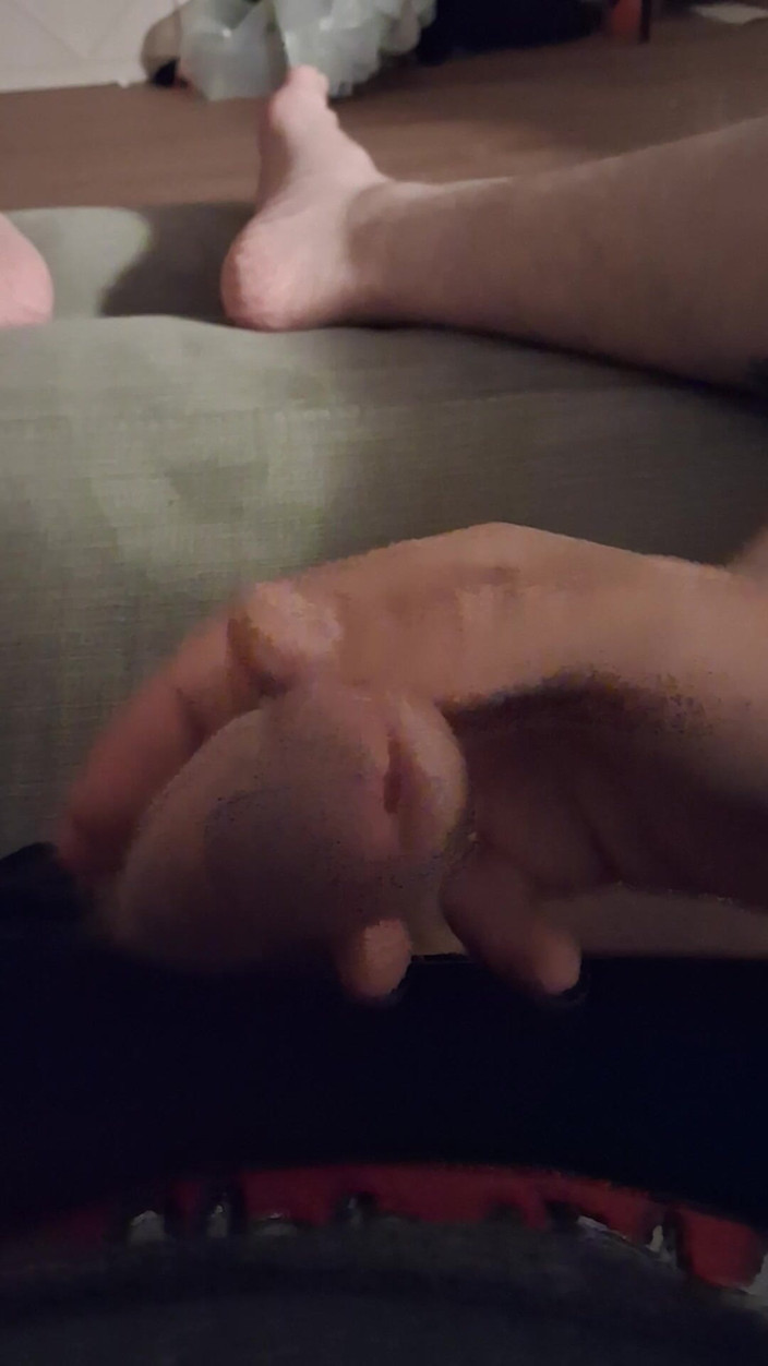 Jujus: Midnight Handjob