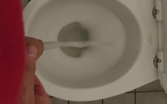Bayer911: パブで小便