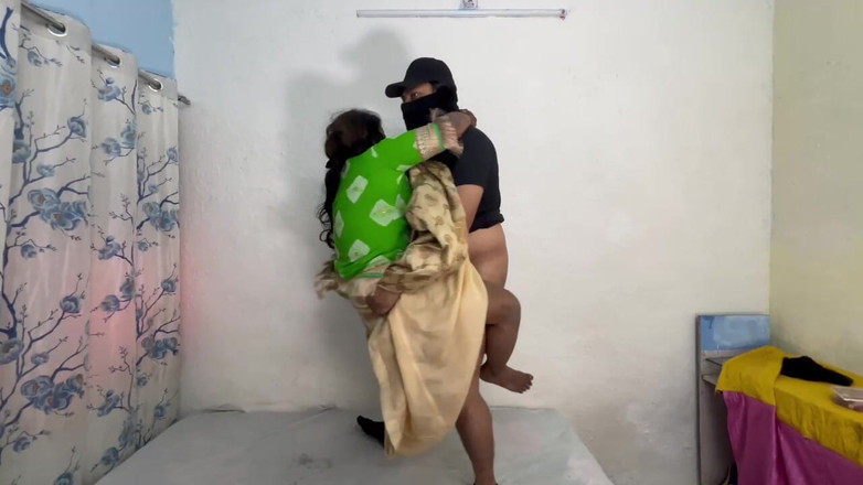 Allxcrator444: 배다른 아들에게 따먹히는 새엄마