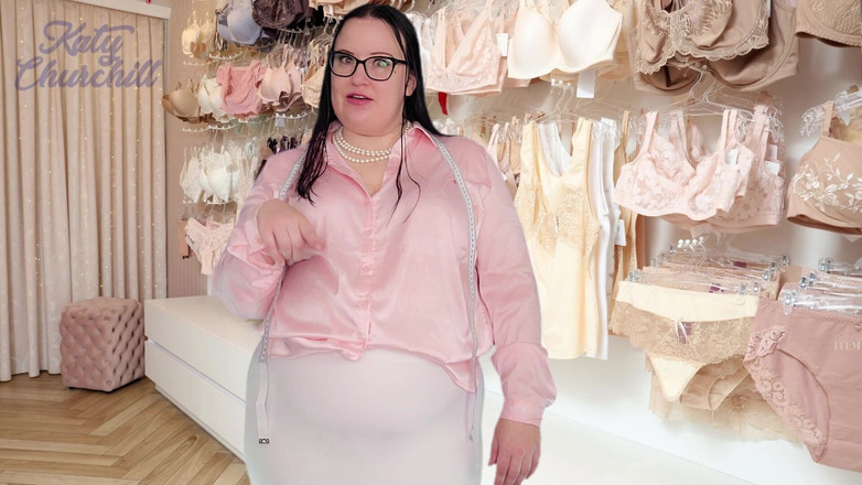 Katy Churchill: Pomáhám Sissy koupit spodní prádlo