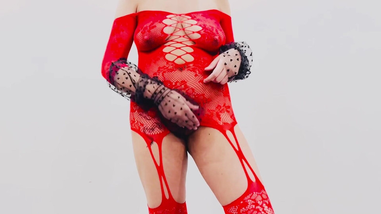 Saleha Arabic: Chỉ cần tưởng tượng để đụ tôi trong vớ đỏ