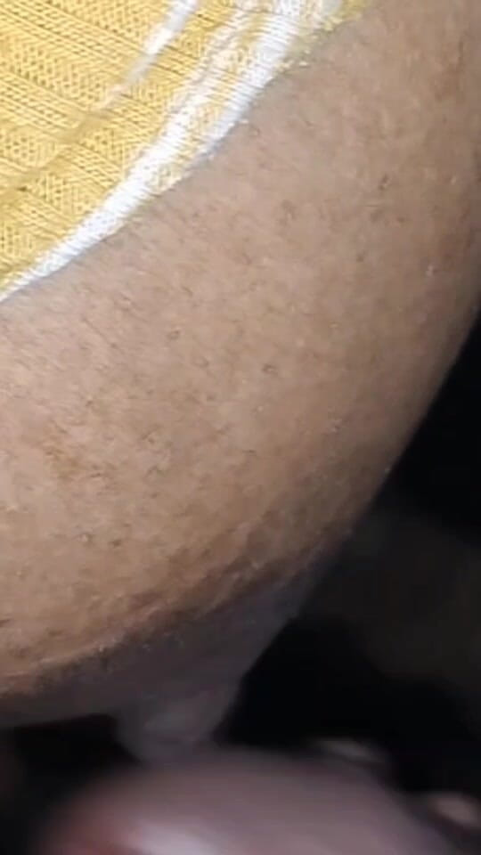 Nirman: Šukám svoji sousedskou tetičku