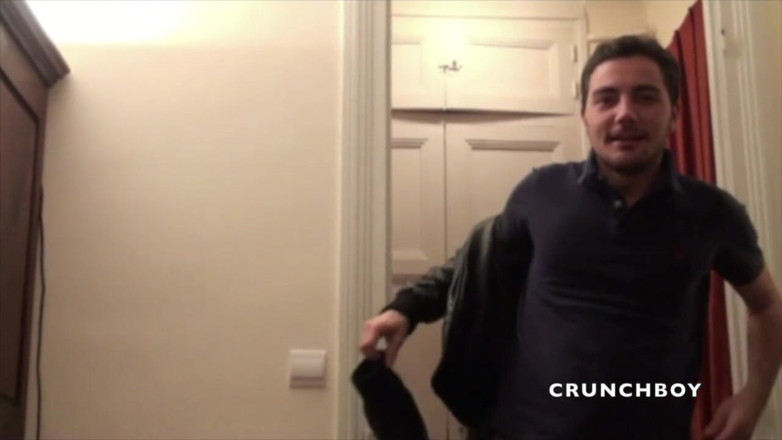Crunch Boy: Julien zerżnięta przez prostego ciekawskiego chłopca