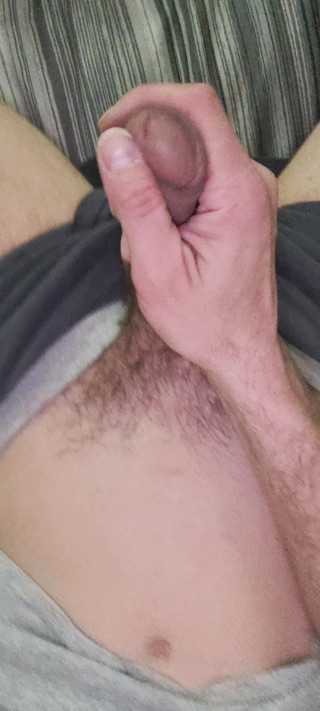 Mikey 21: Brincando com meu pau de tamanho normal