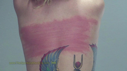 The Spanking Machine: Kate1 şaplak makinesi - çıplak sırt kırbaçlama