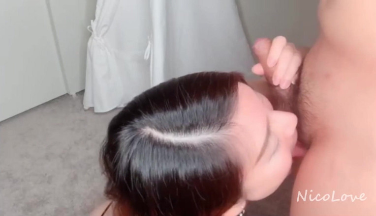 NicoLove: La carina asiatica nico love adora ricevere un facciale