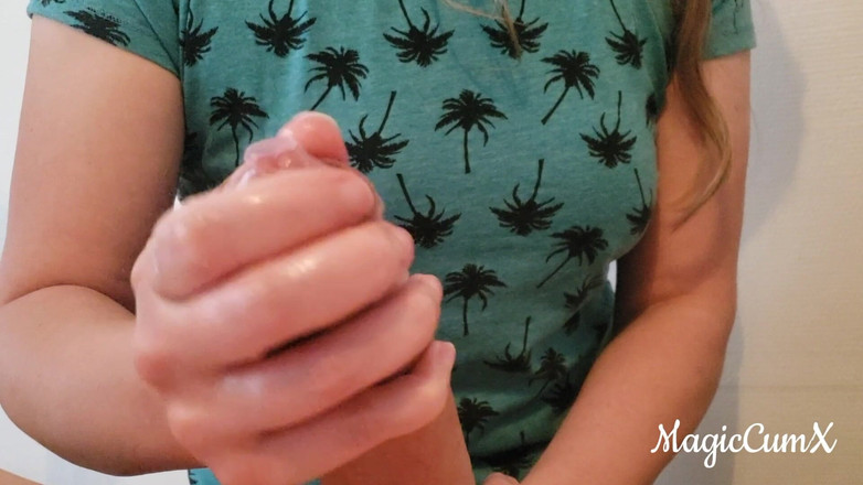 MagicCumX: – Patronumu prezervatifle yapıyorum.