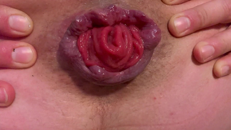 Putarankahotmilf: Gros plan, prolapsus et pieds écartés dans des bas nylon blancs