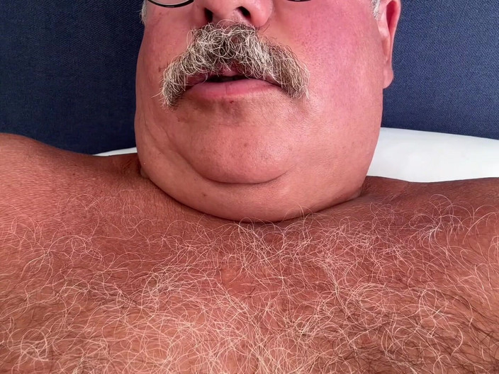 Hand-Free-Daddy-Chub: Femeie Păroasă Masculină Timp De O oră Întreagă Se Pune Pe...