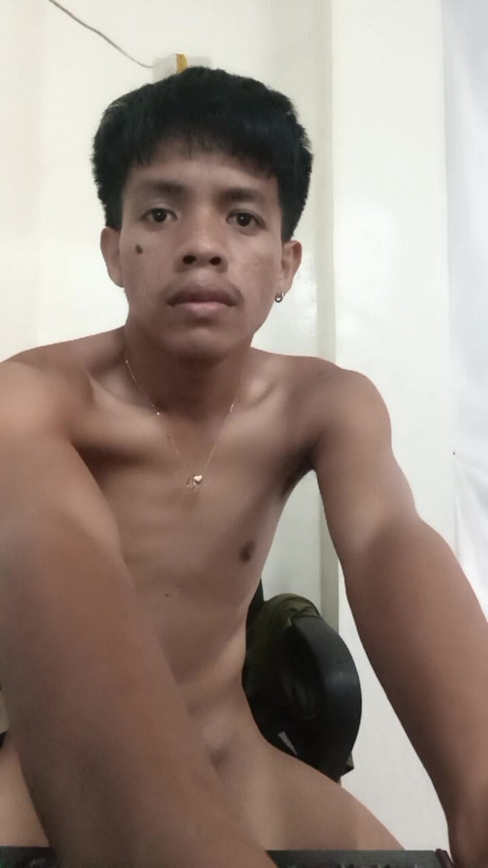 Rent a gay productions: Pinoy Twink Wird Zu Hause Geil