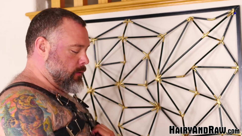 Hairy And Raw: Behaart und roh. Der behaarte Angel Ferrari und kurt jacobs...