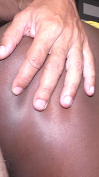 Éjaculation énorme dans son trou du cul