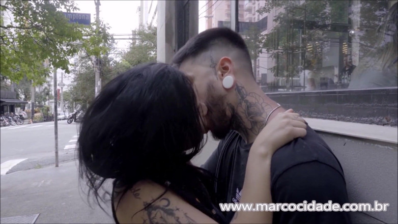 Docedeleite: 嬉皮士婊子操热纹身