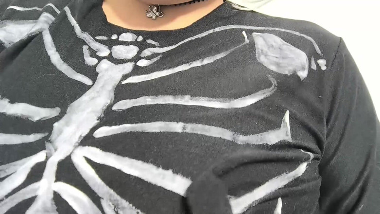 NEGRITA SEXY: Emo MILF gosta de fazer pornô caseiro para se mostrar