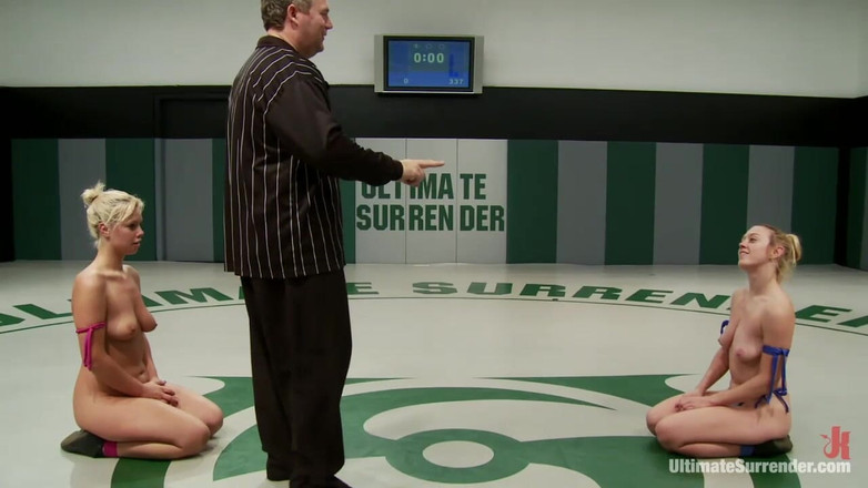 Ultimate surrender by Kink: Liebling "der Gr"" (0-0) Gegen Tara "den Shortstop" Lynn Fox (0-0)