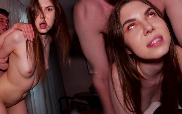 Coz ur mine: Ta zkouška je hardcore. Neopatrná studentka šuká drsně.