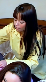 Gumy Carla Brown, Lily