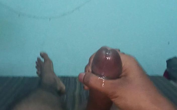 Akash_horny: É preciso esforço para extrair o creme do pau