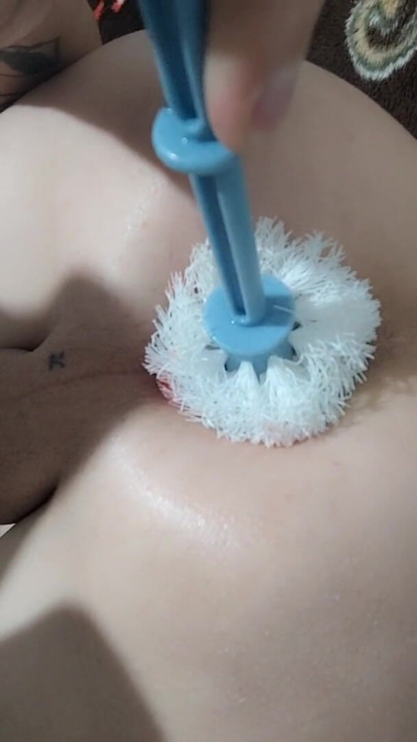 Marionette: Cepillo de baño en el culo # Marionette90