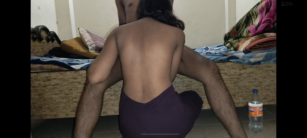 UnitedCourse31: Sexe de 18 ans avec ma voisine sexy et pipe