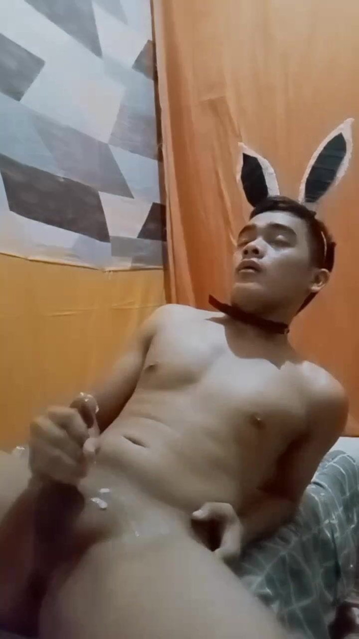 Fleshlab studios: Asian Bunny - heißes asiatisches teen Häschen wichst für dich
