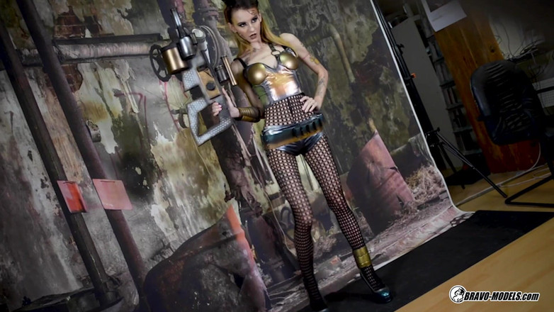 Bravo Sexy: Adelle Unicorn - cosplay vr içerik arkası