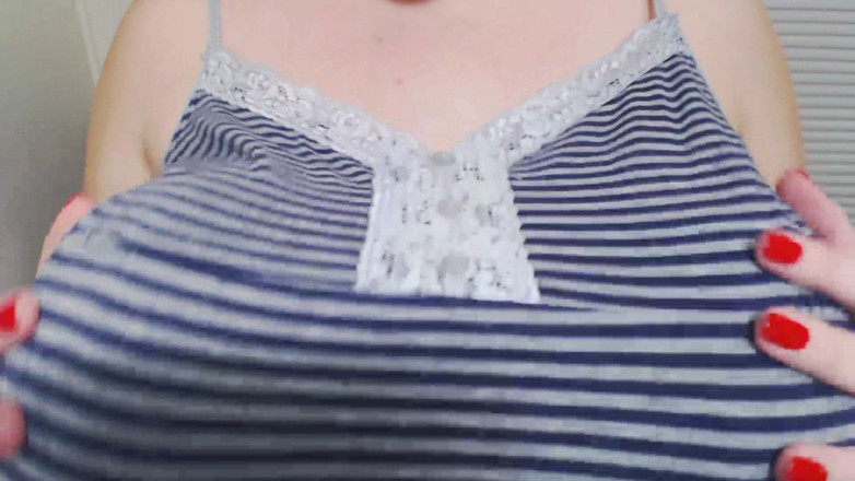 Scarlet Vixen: Tetek Belon besar!