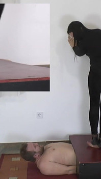 노예 오르가즘을 느끼는 여주인 Dyanna! 사진 속 사진