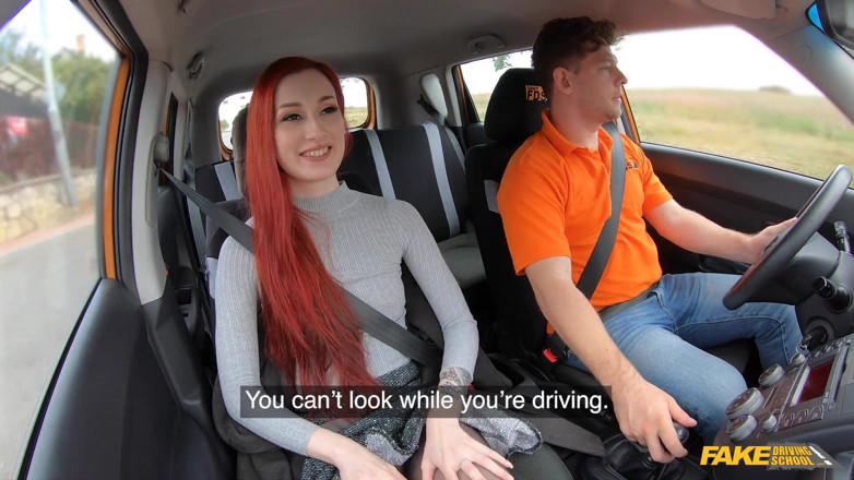 Fake Driving School: Falešná autoškola - zrzka Brit Gigi Rouge potřebuje řidičský průkaz a udělá...