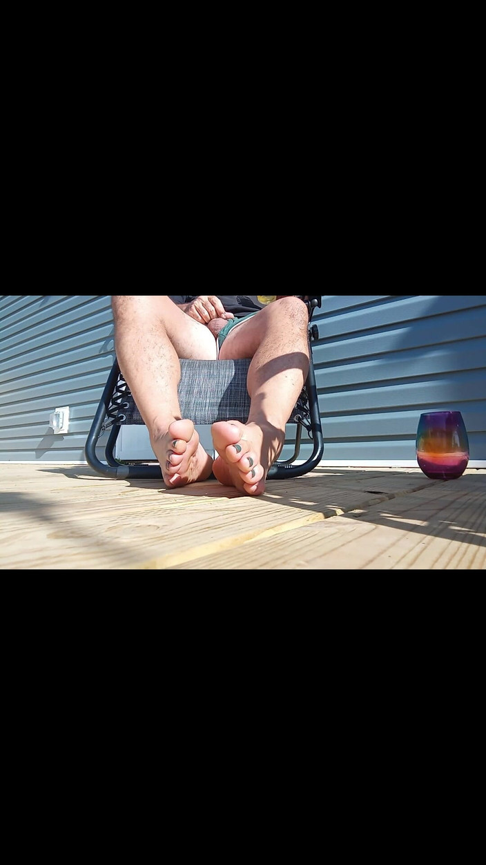 Midsouth Foot Fetish: Sadece ayaklarımın ve yarağımın başka bir videosu.