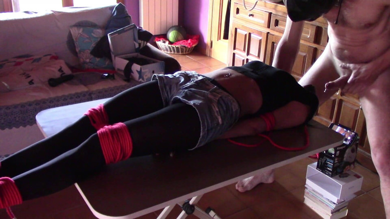 LauraOnHeels: 17 minute de muie extremă legată și oral adânc în gât pe...