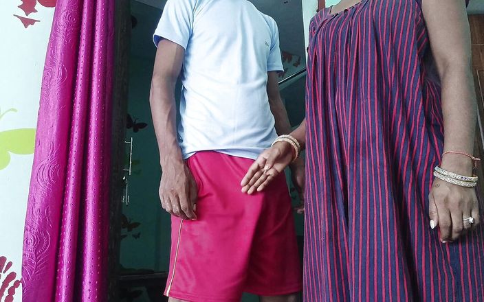 Annu Bhabhi: Desi Village Bhabhi pierwszy raz indie seks