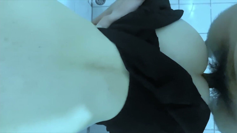 Desi college love: Fuck Doggy at Bathroom