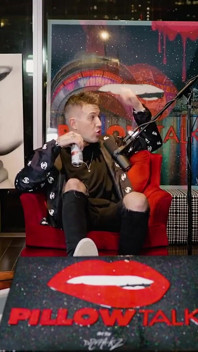 Brad Sousa demande à Jake Paul comment il a le goût de son d*ck ! (Drame de Tana Mongeau)