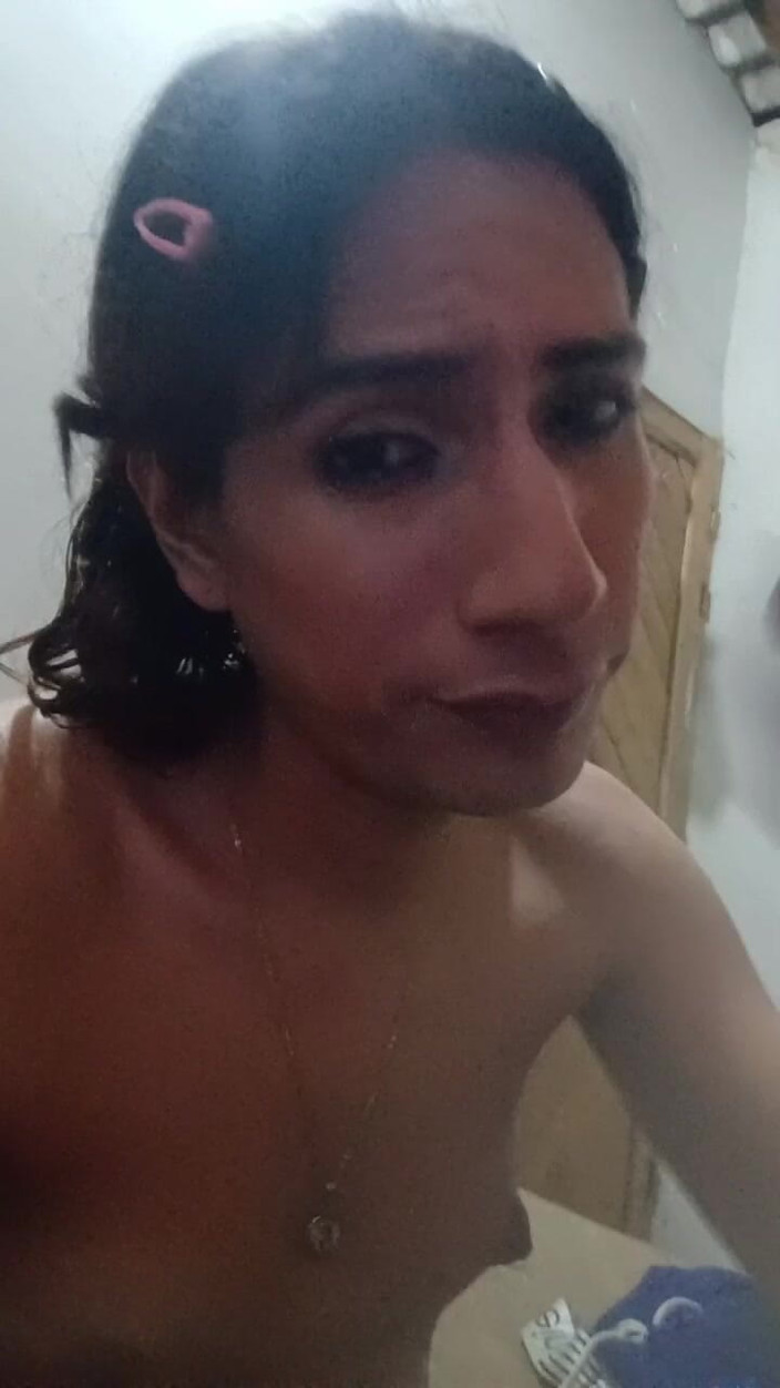 Femboy from Colombia: 우리는 좋은 입으로 하고 있습니다