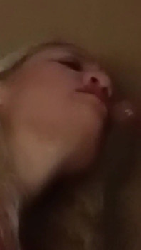 Gloryhole'daki Sarışın