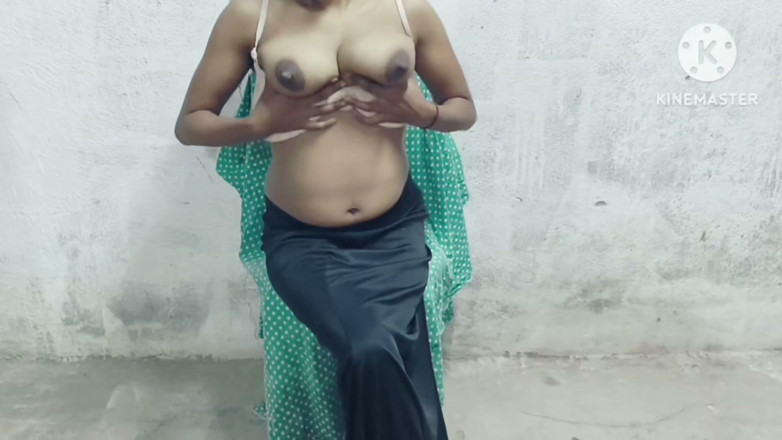 Lovely95: Musim 2. Bhabhi bertetek besar berkongkek dengan teman lelaki