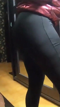 Pompino Fetish Downjackets, in pelliccia & vestiti sexy 7