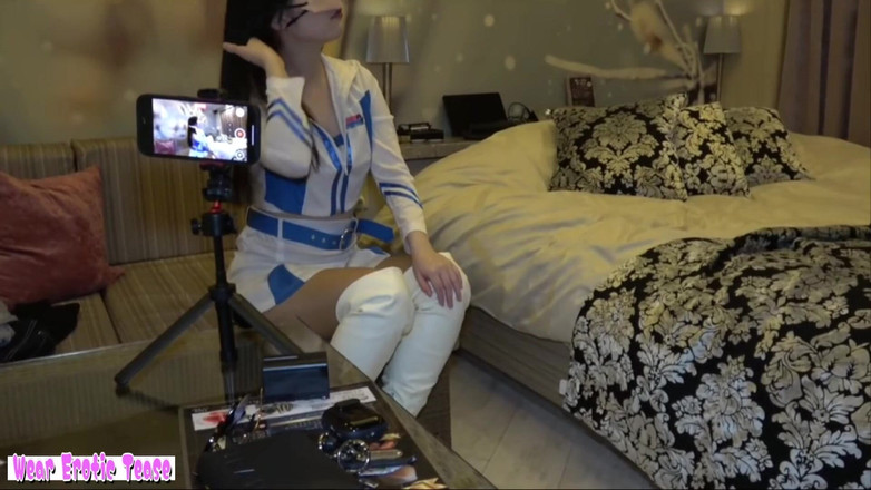 A case of fling: Asian Angel 27162