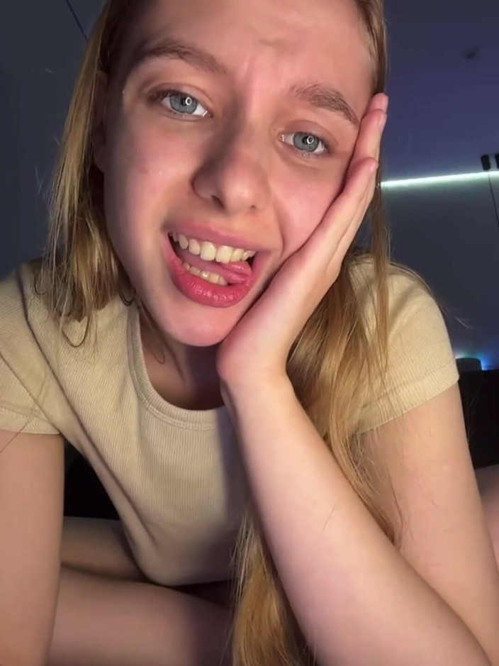 JuiceLussie: Riding the Dildo and Tight Pussy Fucking