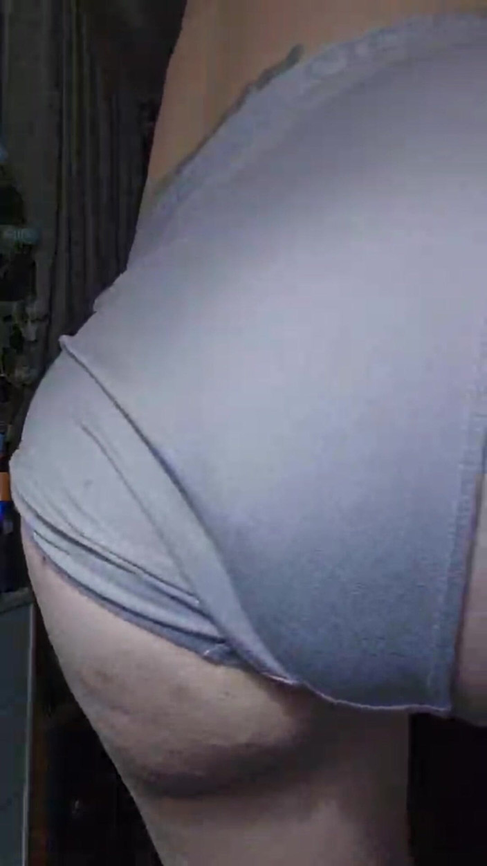 Raven Willow: Kompilace páchnoucí prdy