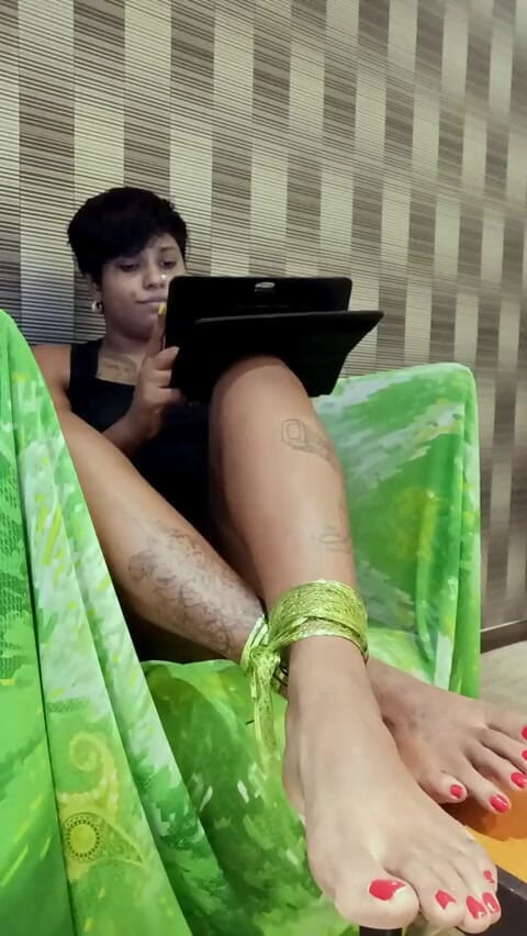 Ilariafajralilura: Ponne tamil membuat mama memakan memeknya dan muncrat